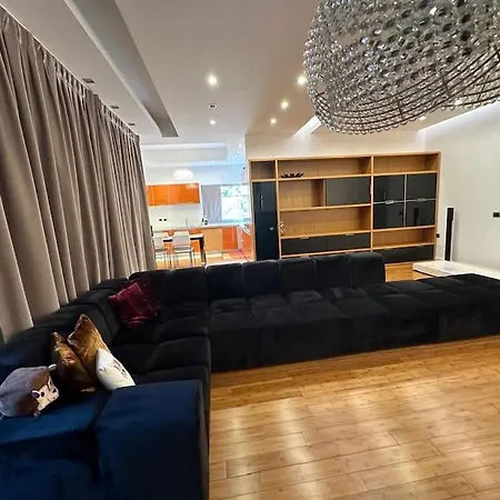 Premium Tirana, Just A Short Walk From Center Apartmán